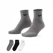 Nike Everyday Cushioned Tenis Çorabı 3'lü paket