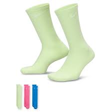 Nike Everyday Plus Cushioned Crew Tenis Çorabı 3'lü paket