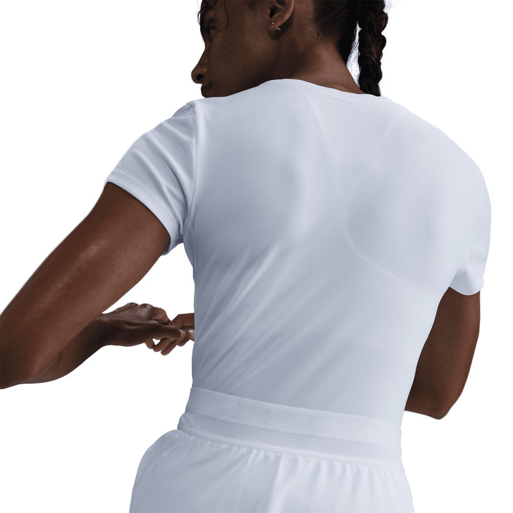 Nike Court Advantage Dri-FIT Kısa Kollu Kadın Tenis Tişörtü