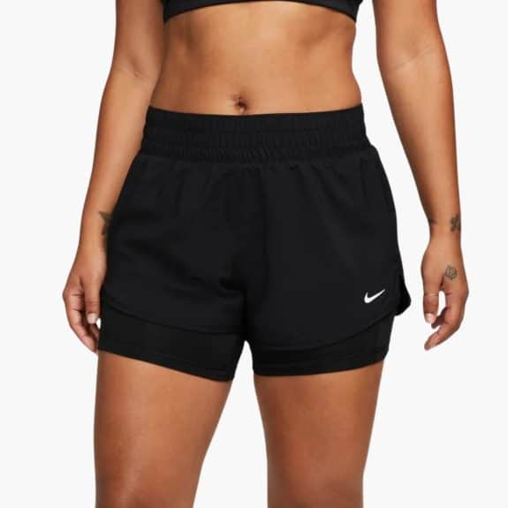 Nike One Dri-FIT Orta Bel 8 cm 2'si 1 Arada Kadın Tenis Şortu - Siyah