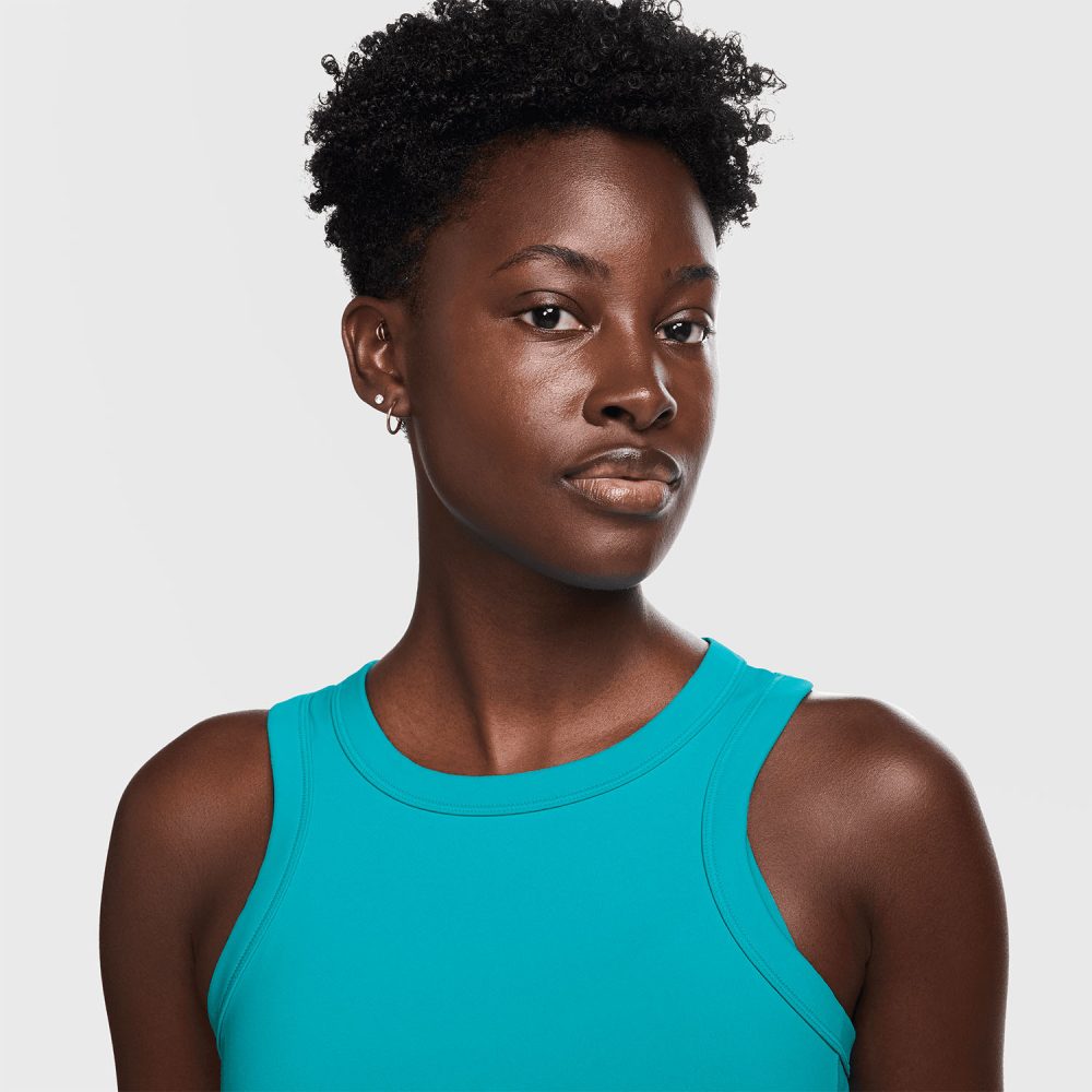 Nike One Fitted Dri-FIT Kadın Crop Tenis Atleti