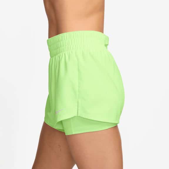 Nike One Dri-FIT Orta Bel 8 cm 2'si 1 Arada Kadın Tenis Şortu